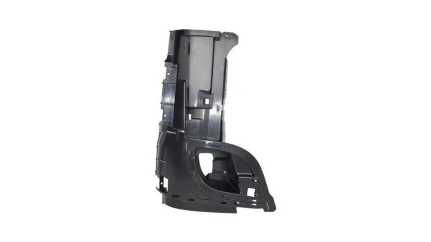 DEFLECTOR LATERAL INTERIOR PARRILLA MERCEDES BENZ ATEGO 1725 DERCHO